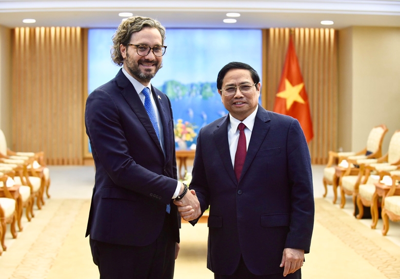 越南一向重视与阿根廷的传统友好和全面伙伴关系