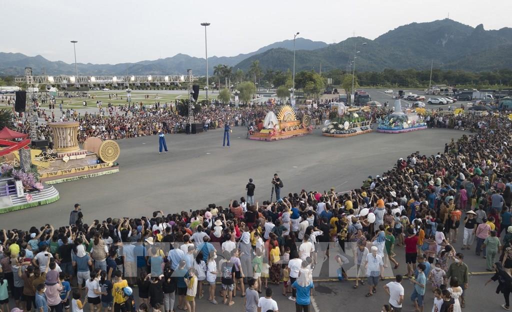 2022年和平狂欢节热闹非凡