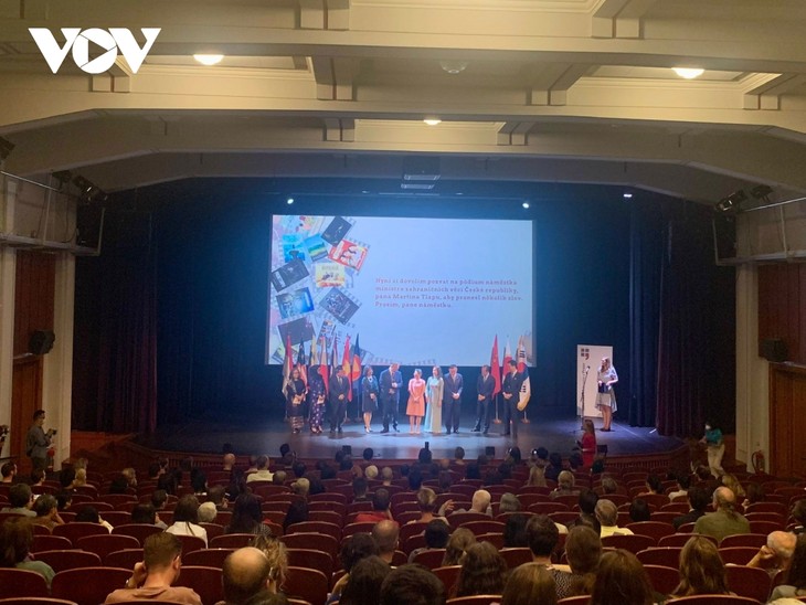 越南参加布拉格东盟与中日韩电影节