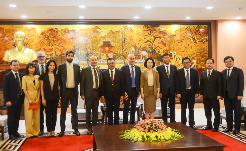 河内市愿与意大利加强多领域合作和分享经验