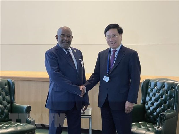 越南促进与古巴、加拿大和科摩罗的合作