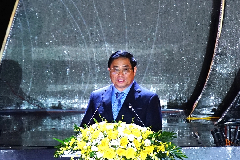 范明正总理：泰族群舞象征着民族团结精神