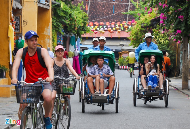 广南省接待游客量同比增加12倍