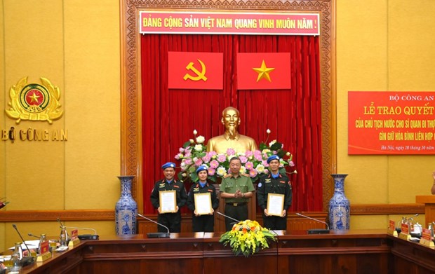 越南增派三名公安军官赴南苏丹执行维和任务