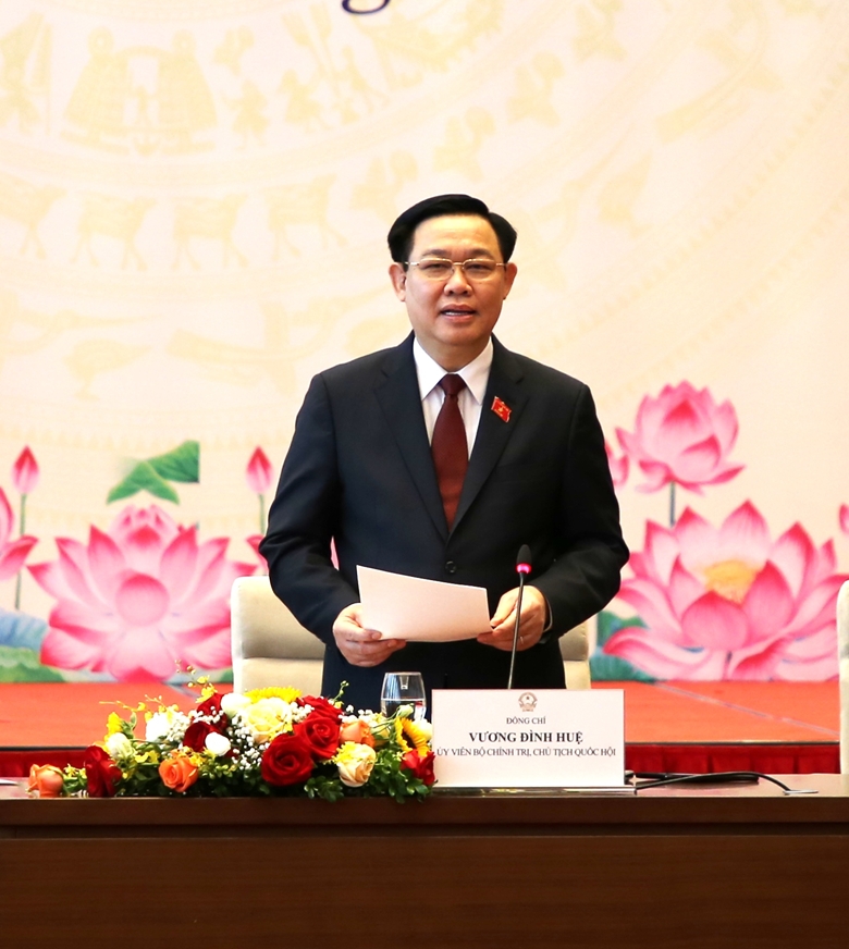 越南国会主席王廷惠：将出版业建设成为文化产业的重要组成部分