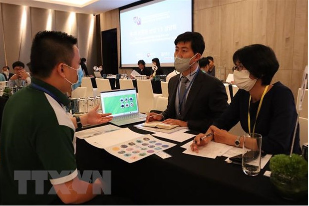 越南与韩国企业周在胡志明市开幕