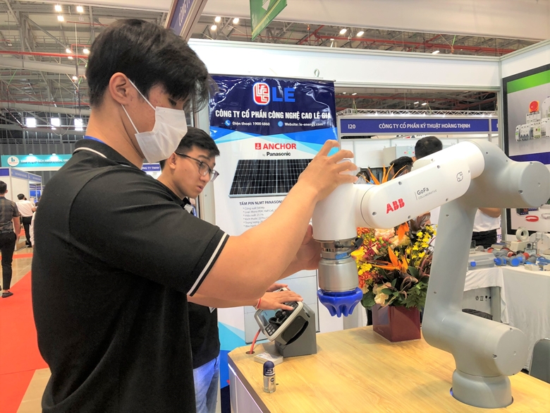 2022年胡志明市国际工业机械设备及原料展览会开幕