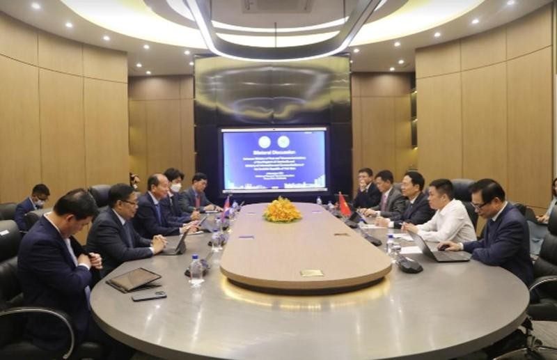 越南与柬埔寨推进数字化转型合作