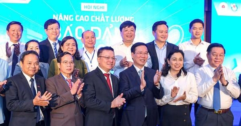 “提升全国党机关报质量”会议场景【组图】