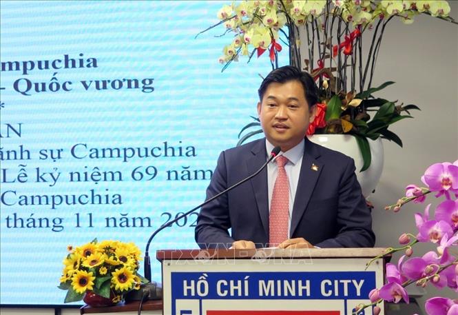 胡志明市举行庆祝柬埔寨独立69周年见面会