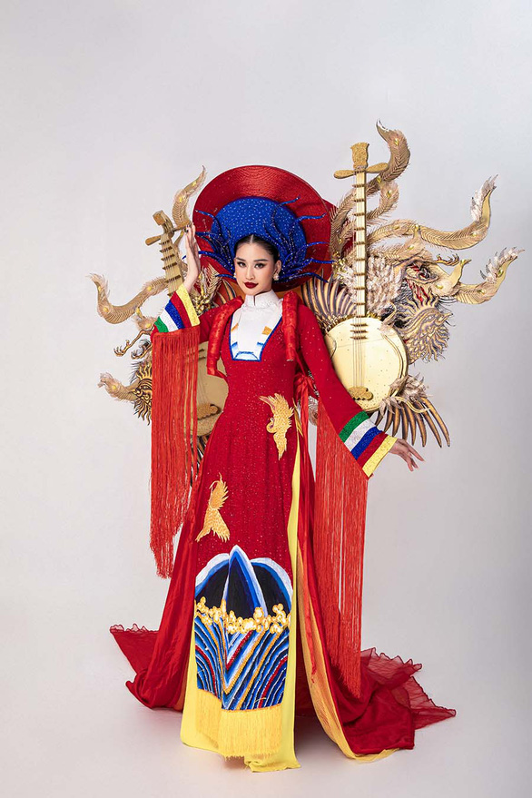 越南在2022年世界旅游小姐选美大赛上推广顺化宫廷雅乐