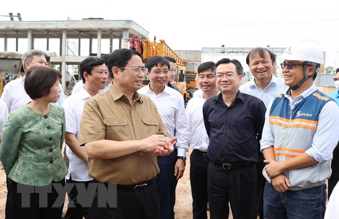 平阳省要全力加快项目建设进度