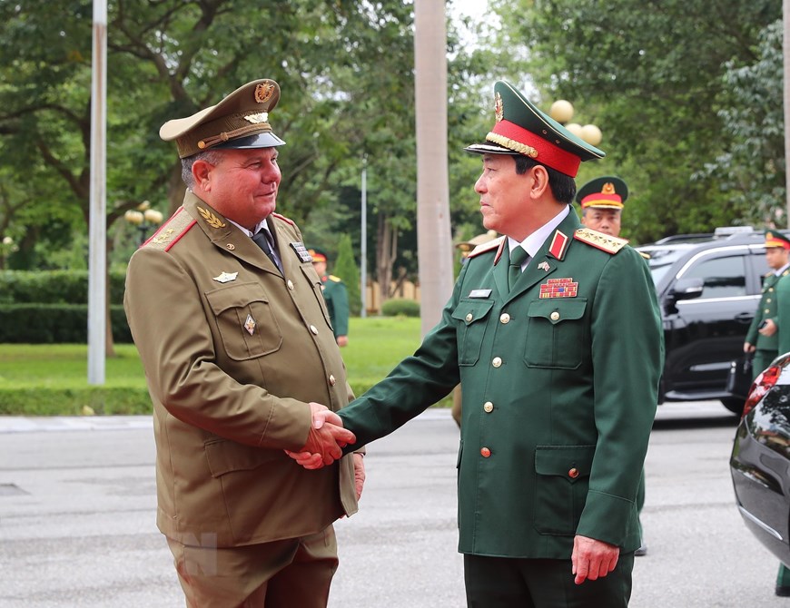 古巴革命武装力量政治部主任对越南进行正式访问（组图）