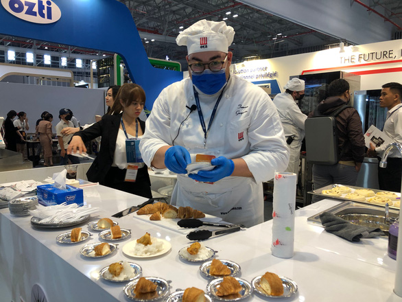 第11届国际食品及酒店用品展览会开幕