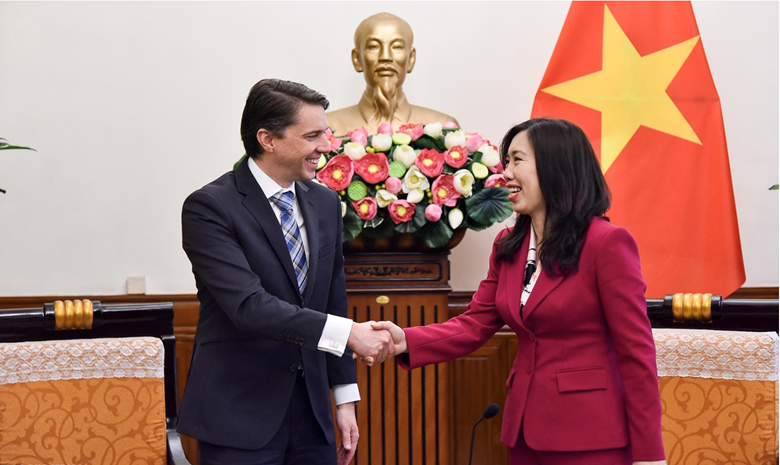 捷克支持加强越南与欧盟之间的关系