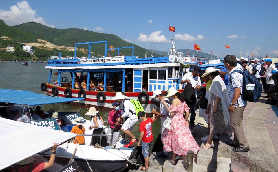 越南旅游业做好在中国开放旅游时迎接中国游客的准备