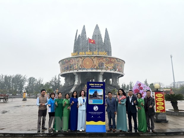 芒街市试点展开免费Wifi系统和旅游信息QrCode扫描点