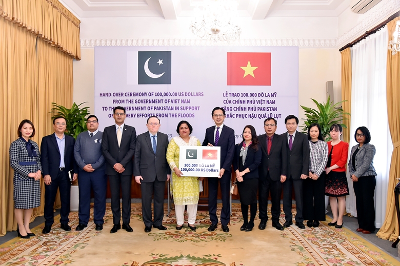 越南向巴基斯坦捐赠10万美元以帮助该国克服洪涝灾害