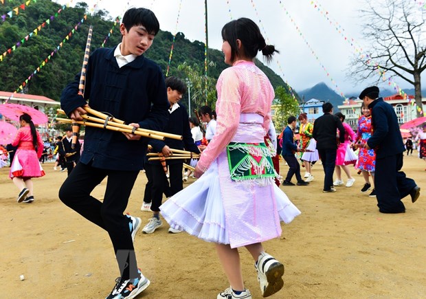 2023 年赫蒙族文化节和赫蒙族排竽节举行