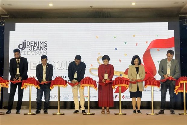 第五届国际牛仔布料展在胡志明市开展