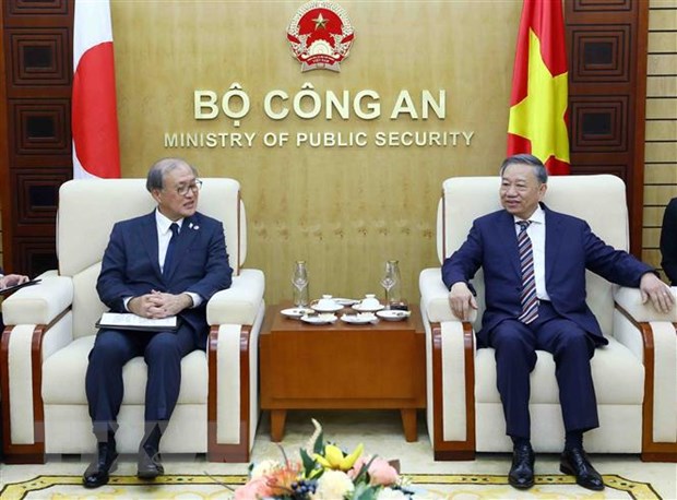 越南与日本促进信息交流和预防犯罪合作