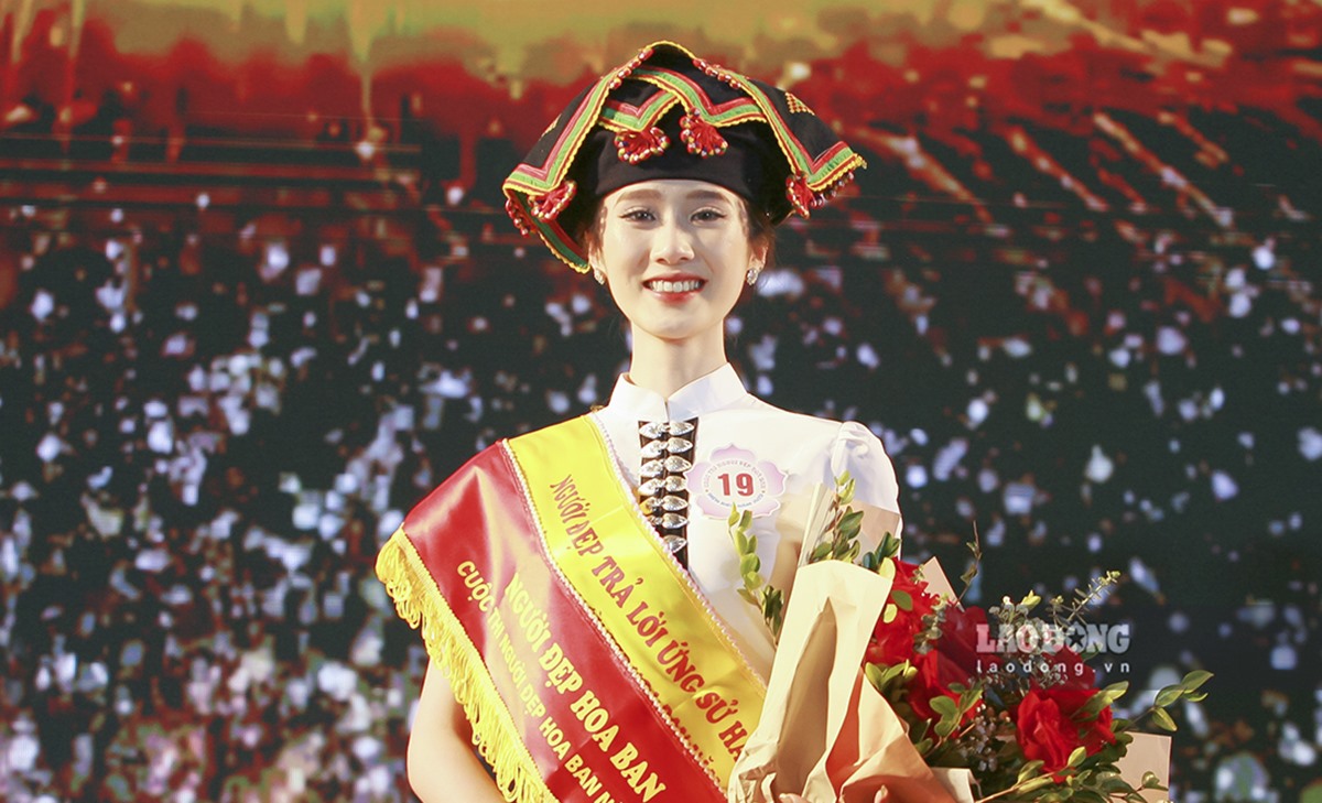 2023年“羊蹄甲花小姐”选美比赛总决赛在奠边省举行