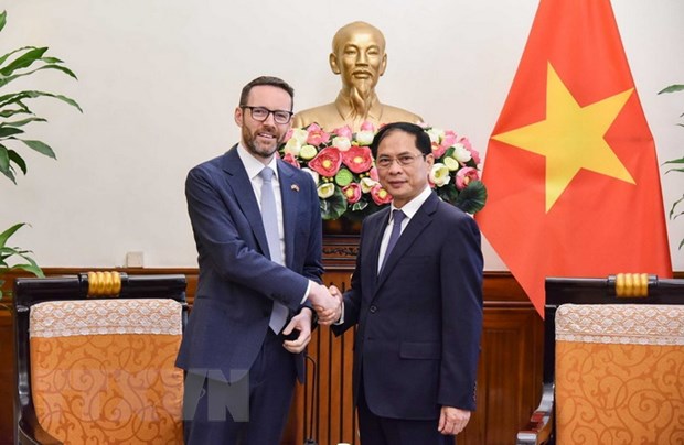 英国与越南加强在英国新兴优势领域的合作