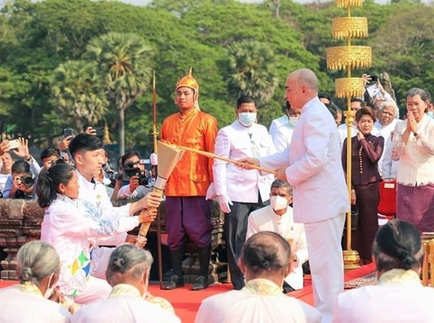 第32届东运会火炬传递启动仪式在柬埔寨隆重举行