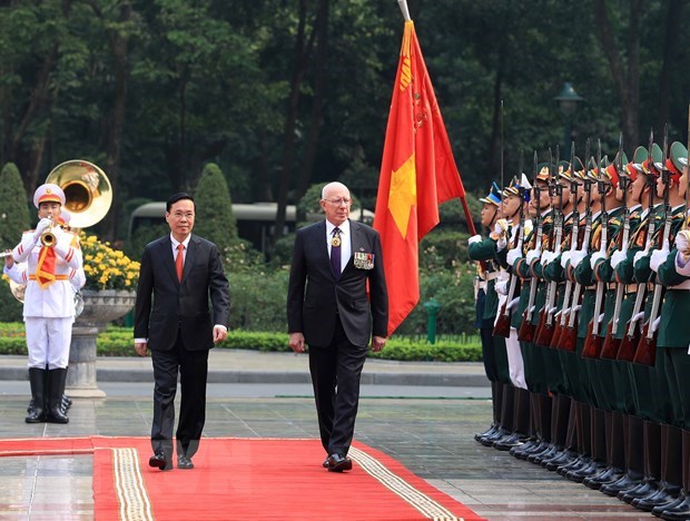 澳大利亚总督戴维•赫尔利圆满结束对越南的国事访问