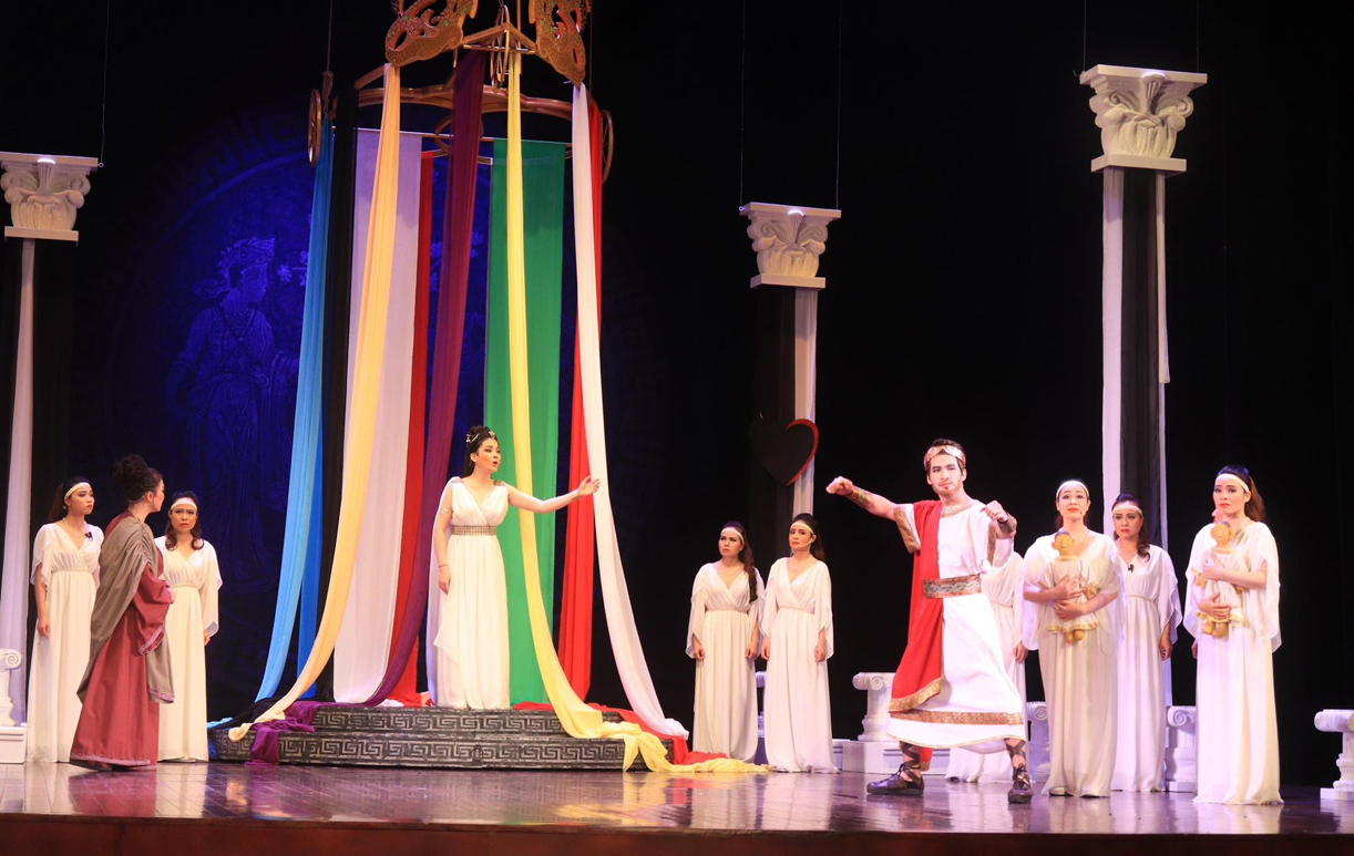 世界经典话剧征服喜爱改良剧的越南观众