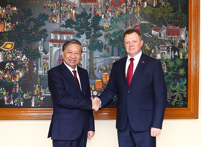 越南公安部和白俄罗斯紧急情况部加强密切合作关系