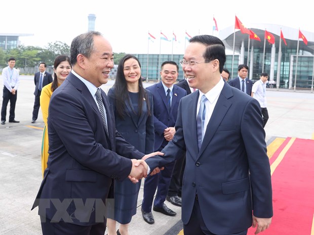 越南国家主席武文赏启程赴英国出席英国国王查尔斯三世加冕典礼