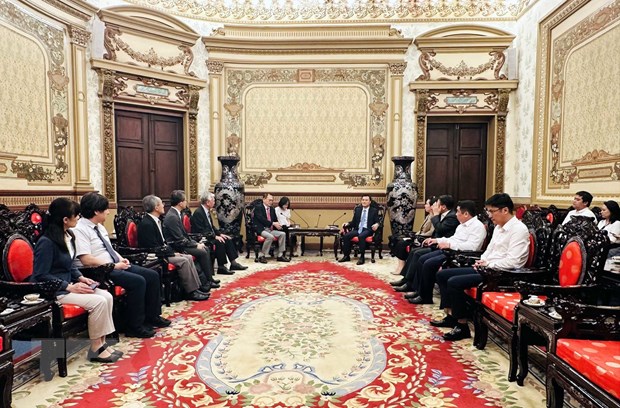 进一步促进胡志明市与日本关西地区的合作关系