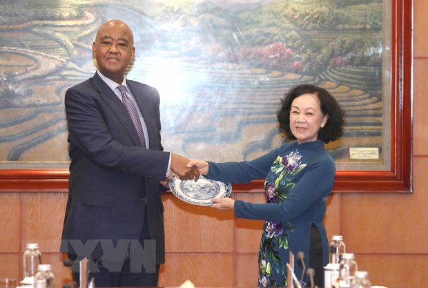 促进越南与坦桑尼亚之间的合作关系