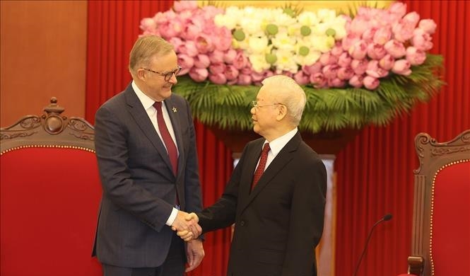 越共中央总书记阮富仲会见澳大利亚总理安东尼·阿尔巴尼斯