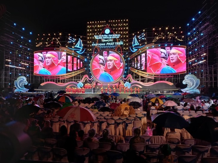 第十次庆和省芽庄海洋节留下深刻印象