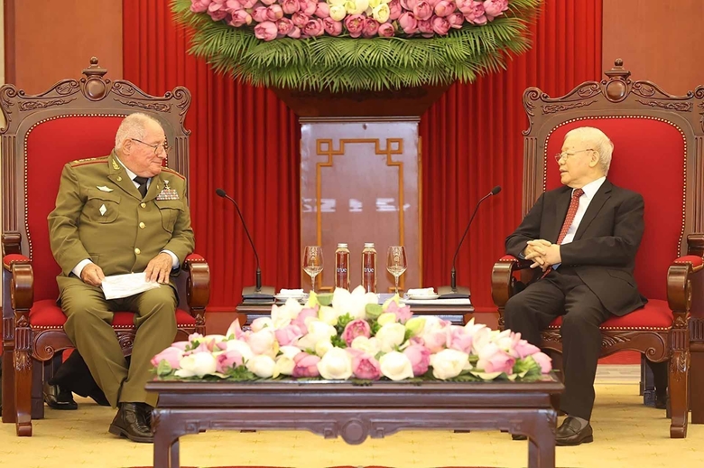 进一步深化越古两国之间的特殊传统友好关系