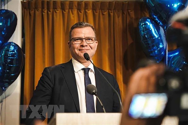 越南领导人向芬兰和罗马尼亚共和国领导人致贺电