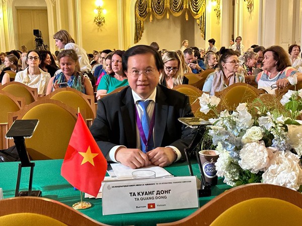 越南音乐家首次受邀担任柴可夫斯基国际音乐比赛钢琴项目评委