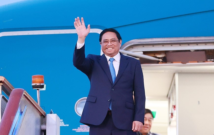 政府总理范明正访问中国之行取得许多重要成果