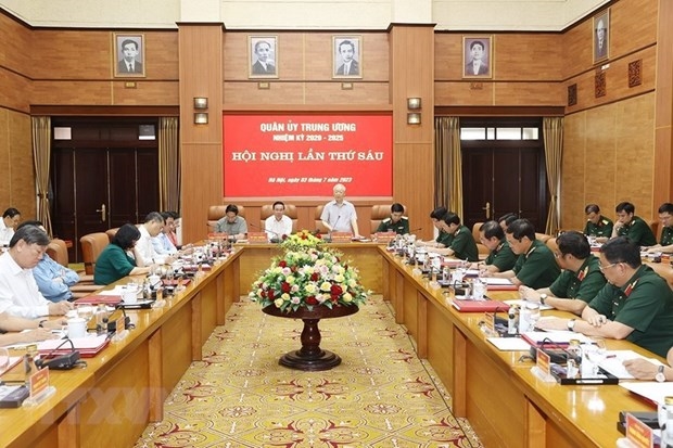越共中央总书记阮富仲主持召开中央军委会议
