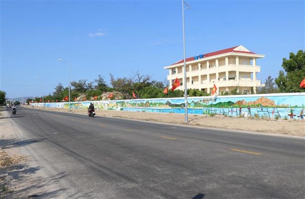 宁顺省公布越南最长壁画纪录