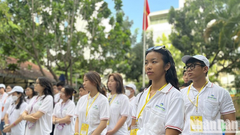 2023年第16次“青少年侨胞与胡志明市青年”夏令营开营