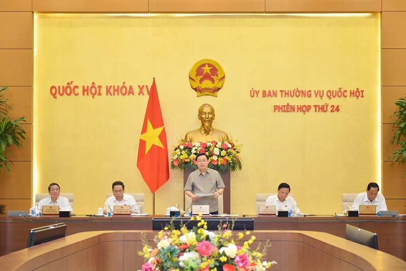 越南第十五届国会常务委员会第24次会议开幕