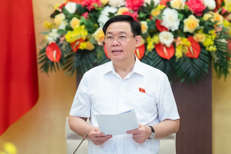 国会对第十五届国会第六次会议的筹备工作提出建议