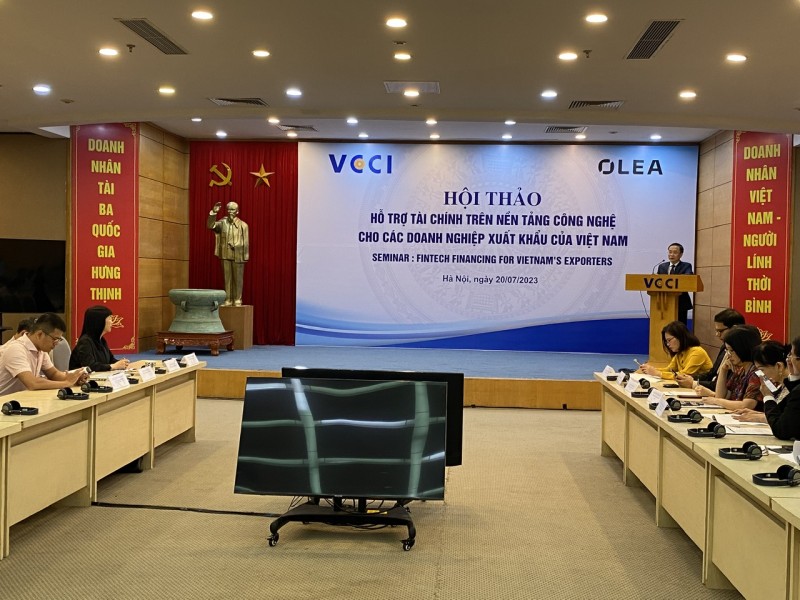 为越南出口企业提供技术平台上的财政支持