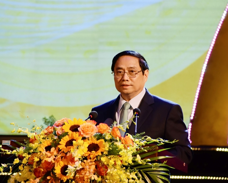 政府总理范明正：党、国家和人民永远铭记对革命立功者