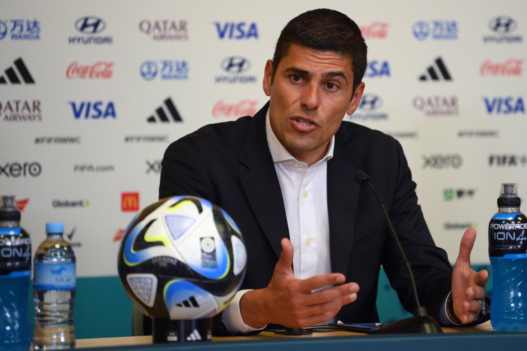 葡萄牙女足主教练赞赏越南女足的实力