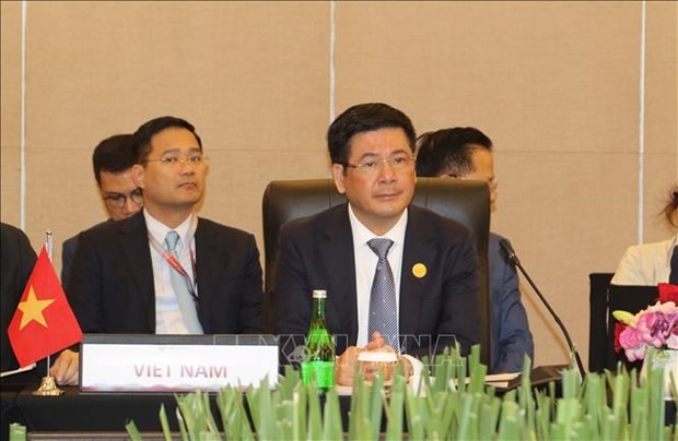 越南出席第15次柬老缅越经济部长会议