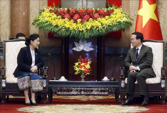 进一步加强越老两国法院的合作关系